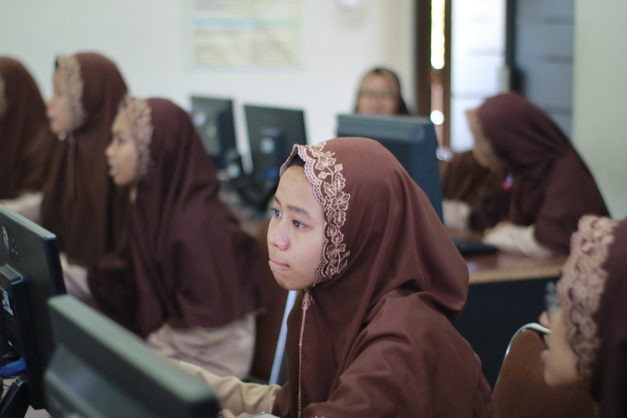 Memperingati Hari Santri Nasional, FTIK USM Gelar ...